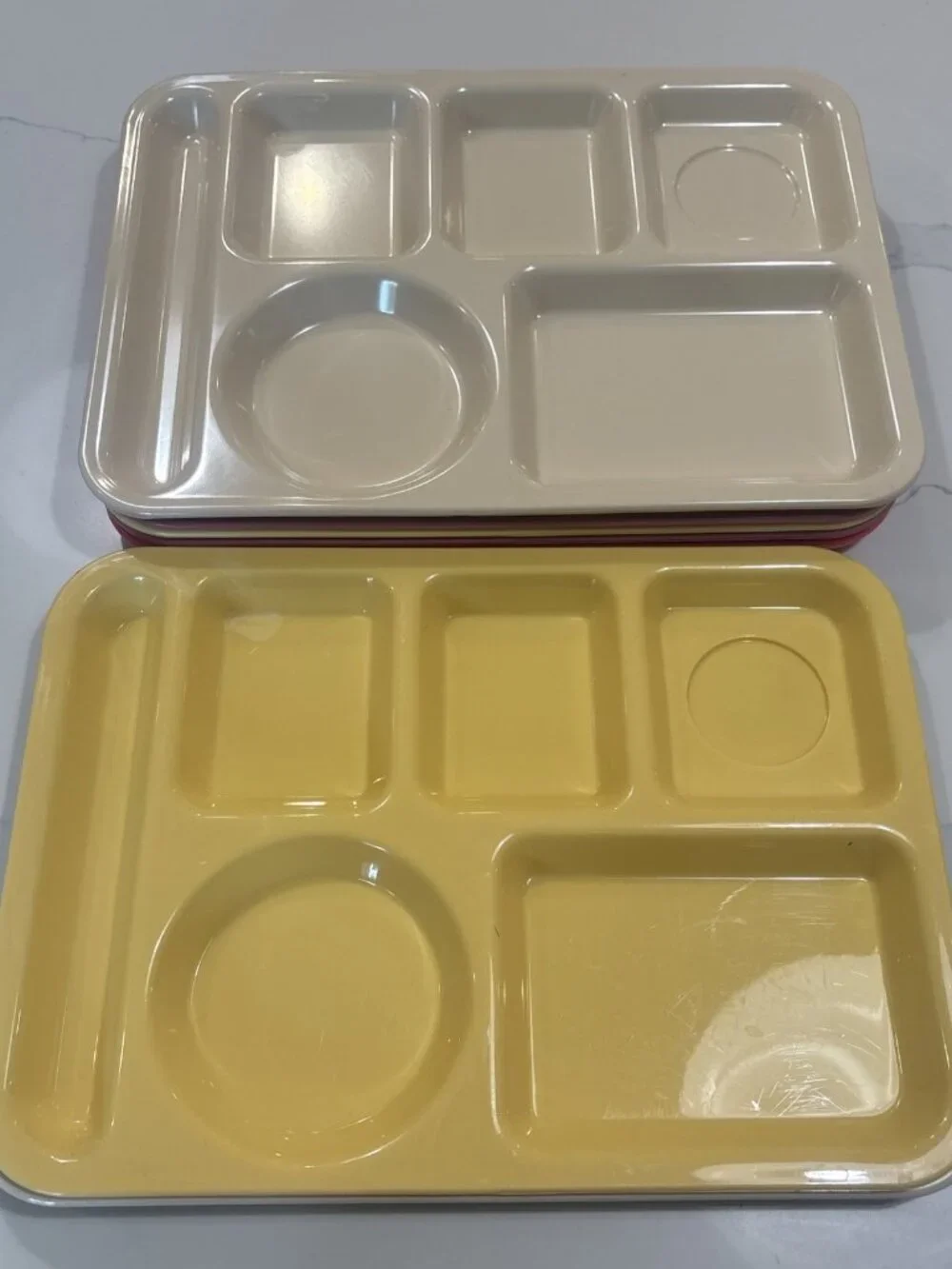 SiLite Chicago Arrowhead Tucker MELAMINE Divided Lunch Trays School Cafeteria